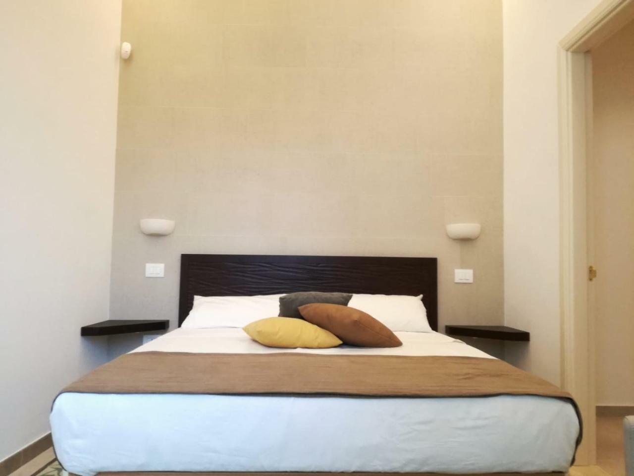 Palazzo San Lazzaro Bed and Breakfast Λέτσε Εξωτερικό φωτογραφία